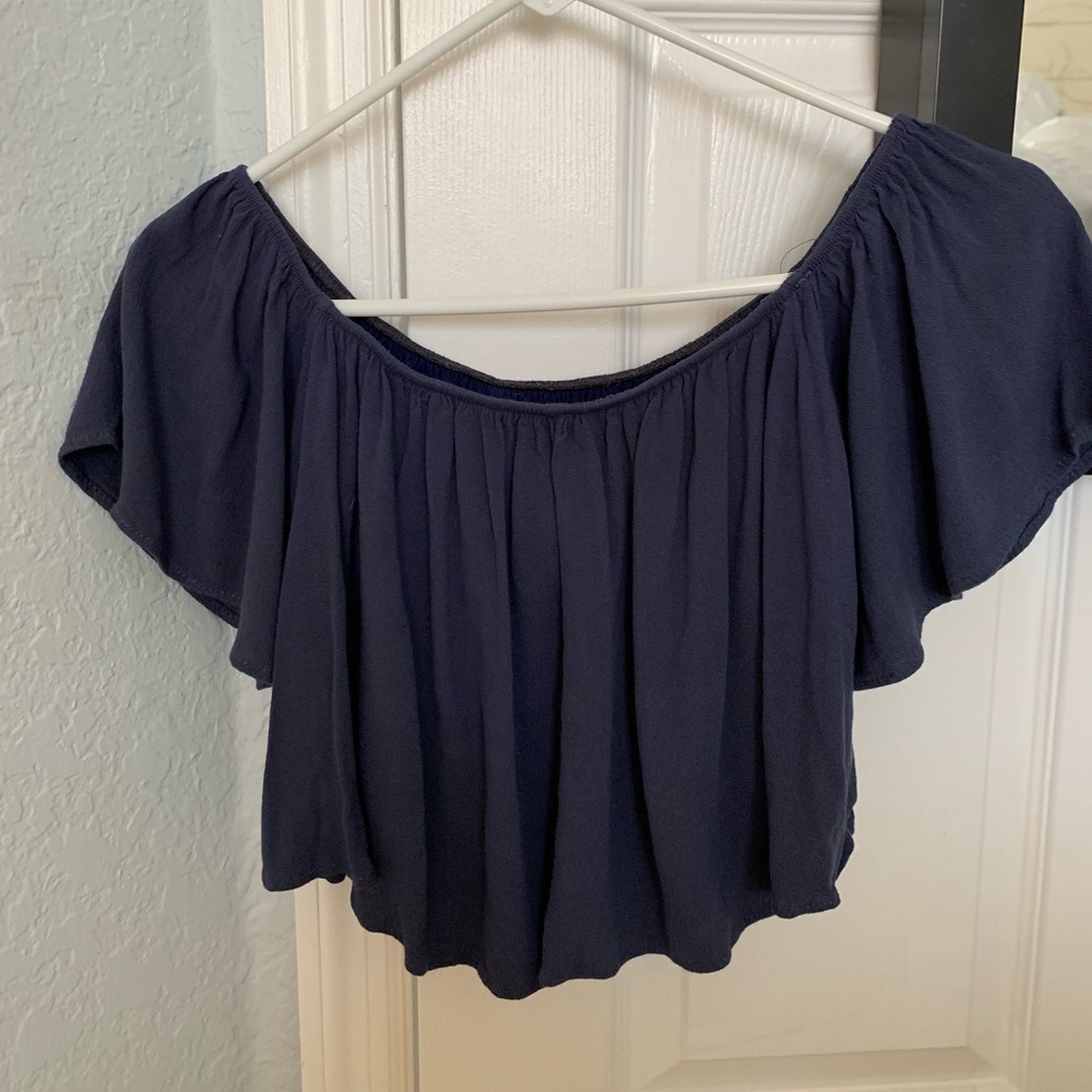 Off shoulder crop top